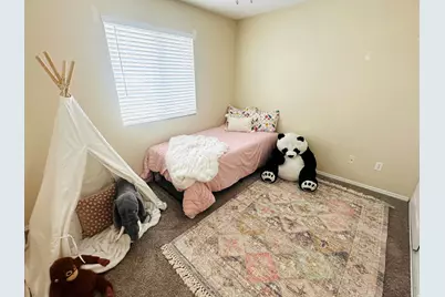 869 E 1325 N, Ogden, UT 84404 - Photo 14