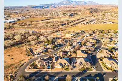345 E 1575 S, Washington, UT 84780 - Photo 50