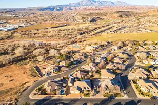 345 E 1575 S, Washington, UT 84780 - Photo 50