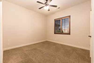 345 E 1575 S, Washington, UT 84780 - Photo 18