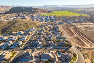 345 E 1575 S, Washington, UT 84780 - Photo 54