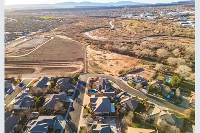 345 E 1575 S, Washington, UT 84780 - Photo 56