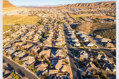 345 E 1575 S, Washington, UT 84780 - Photo 52