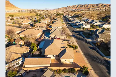 345 E 1575 S, Washington, UT 84780 - Photo 44