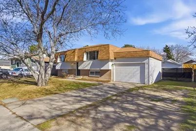 6635 S Somerset Dr, West Jordan, UT 84084 - Photo 2