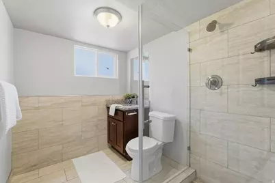 6635 S Somerset Dr, West Jordan, UT 84084 - Photo 32