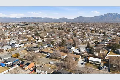 6635 S Somerset Dr, West Jordan, UT 84084 - Photo 48