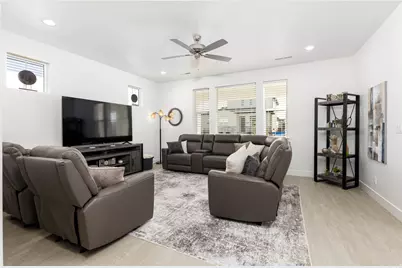 656 W Juniper Dr W, Saint George, UT 84790 - Photo 6