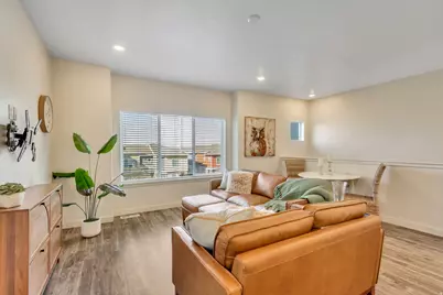 994 W Sapphire Peak Dr #200, Bluffdale, UT 84065 - Photo 4