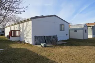 975 E 6600 S, Uintah, UT 84405 - Photo 4