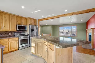 6479 W Kings Estate Dr, West Valley, UT 84128 - Photo 8