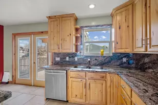 6479 W Kings Estate Dr, West Valley, UT 84128 - Photo 10