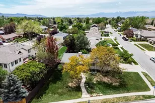 2544 E Promenade Dr S, Cottonwood Heights, UT 84121 - Photo 6