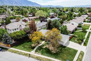 2544 E Promenade Dr S, Cottonwood Heights, UT 84121 - Photo 8