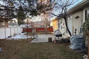 2544 E Promenade Dr S, Cottonwood Heights, UT 84121 - Photo 36