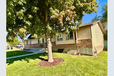 1125 W 700 N, Clearfield, UT 84015 - Photo 4