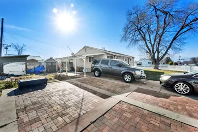 4135 W 4715 S, Kearns, UT 84118 - Photo 14