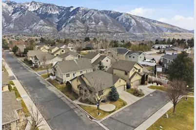 11341 S Silver Buckle Way, Sandy, UT 84092 - Photo 2