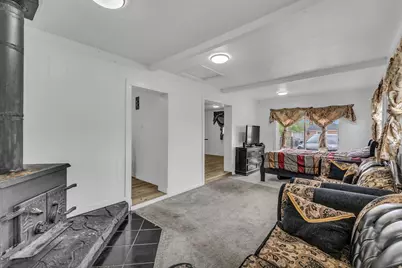 4587 W 5100 S, Kearns, UT 84118 - Photo 10