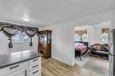 4587 W 5100 S, Kearns, UT 84118 - Photo 8