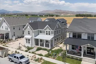 858 Caroline Dr W, Saratoga Springs, UT 84045 - Photo 22