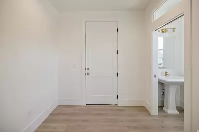 952 S Mathilda Dr S #156, Saratoga Springs, UT 84045 - Photo 8