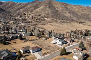 335 N Alpenhof Circle, Midway, UT 84049 - Photo 1