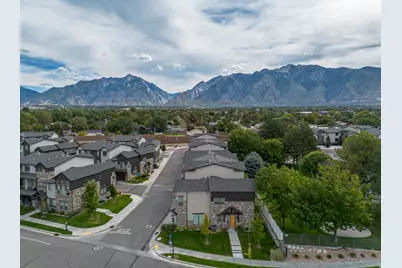 262 E Sandy Sage Way, Sandy, UT 84070 - Photo 4