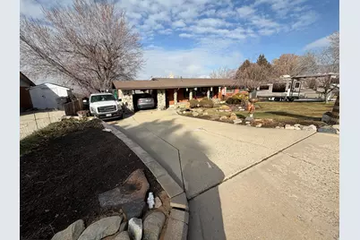 2550 S Peach St E, Perry, UT 84302 - Photo 8