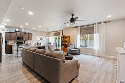 211 N Boston Dr W, North Salt Lake, UT 84054 - Photo 6