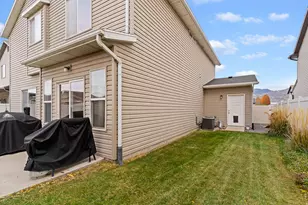 211 N Boston Dr W, North Salt Lake, UT 84054 - Photo 30