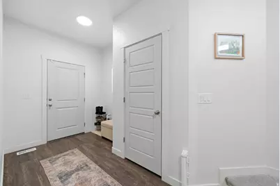 1683 S Haven Pkwy W, West Haven, UT 84401 - Photo 4