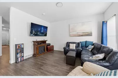 1683 S Haven Pkwy W, West Haven, UT 84401 - Photo 14