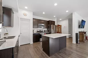 1683 S Haven Pkwy W, West Haven, UT 84401 - Photo 8