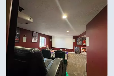 8417 S Otter Creek Dr, West Jordan, UT 84081 - Photo 12