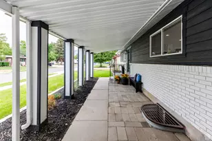 1578 E Delaware Ln S, Holladay, UT 84117 - Photo 38