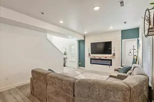 4252 W Anasazi Park Ct, Riverton, UT 84096 - Photo 8