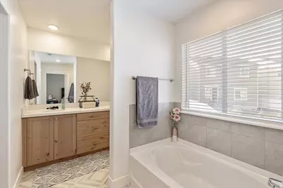 4252 W Anasazi Park Ct, Riverton, UT 84096 - Photo 18