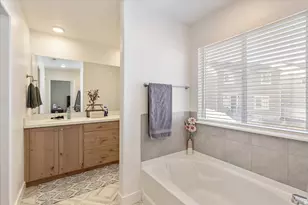 4252 W Anasazi Park Ct, Riverton, UT 84096 - Photo 18