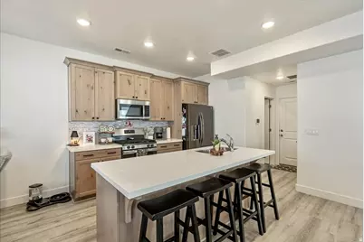 4252 W Anasazi Park Ct, Riverton, UT 84096 - Photo 10