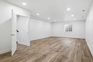 2397 W Marvs Cv, West Valley, UT 84119 - Photo 38