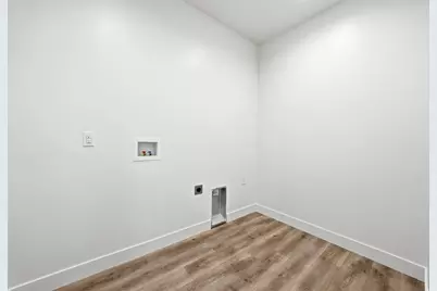 2397 W Marvs Cv, West Valley, UT 84119 - Photo 32