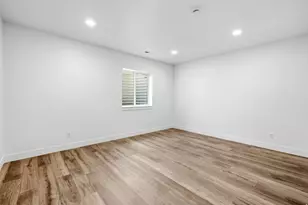 2397 W Marvs Cv, West Valley, UT 84119 - Photo 44