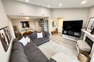 490 E 700 S, Clearfield, UT 84015 - Photo 8