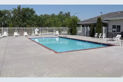 490 E 700 S #C36, Clearfield, UT 84015 - Photo 4