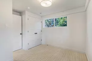 2095 E Rolling Knolls Way S, Salt Lake City, UT 84121 - Photo 18