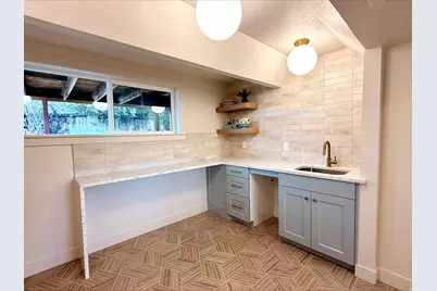 2095 E Rolling Knolls Way S, Salt Lake City, UT 84121 - Photo 24