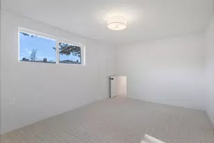 2095 E Rolling Knolls Way S, Salt Lake City, UT 84121 - Photo 16