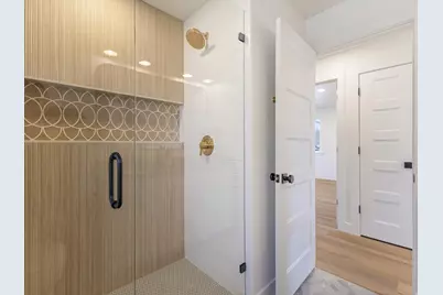 2095 E Rolling Knolls Way S, Salt Lake City, UT 84121 - Photo 10