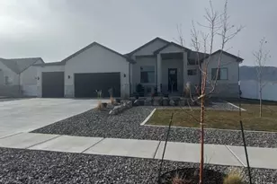 244 S Bing Cherry Way, Grantsville, UT 84029 - Photo 4